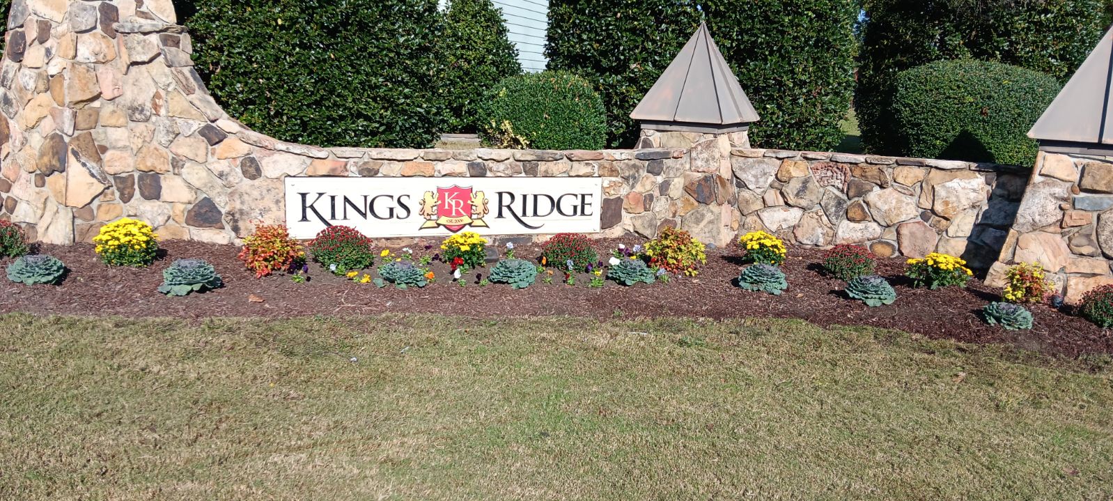 Shrubs and mulch bed installation in Raleigh NC